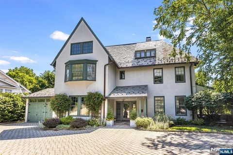 189 Upper Mountain Avenue Montclair NJ 07042