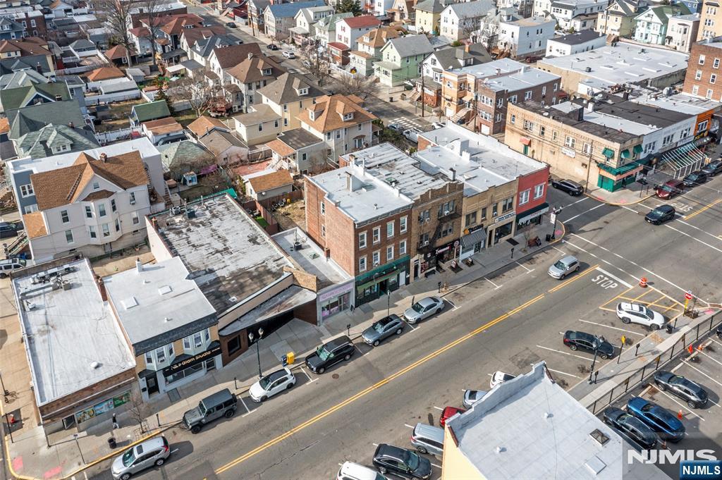7317 Broadway