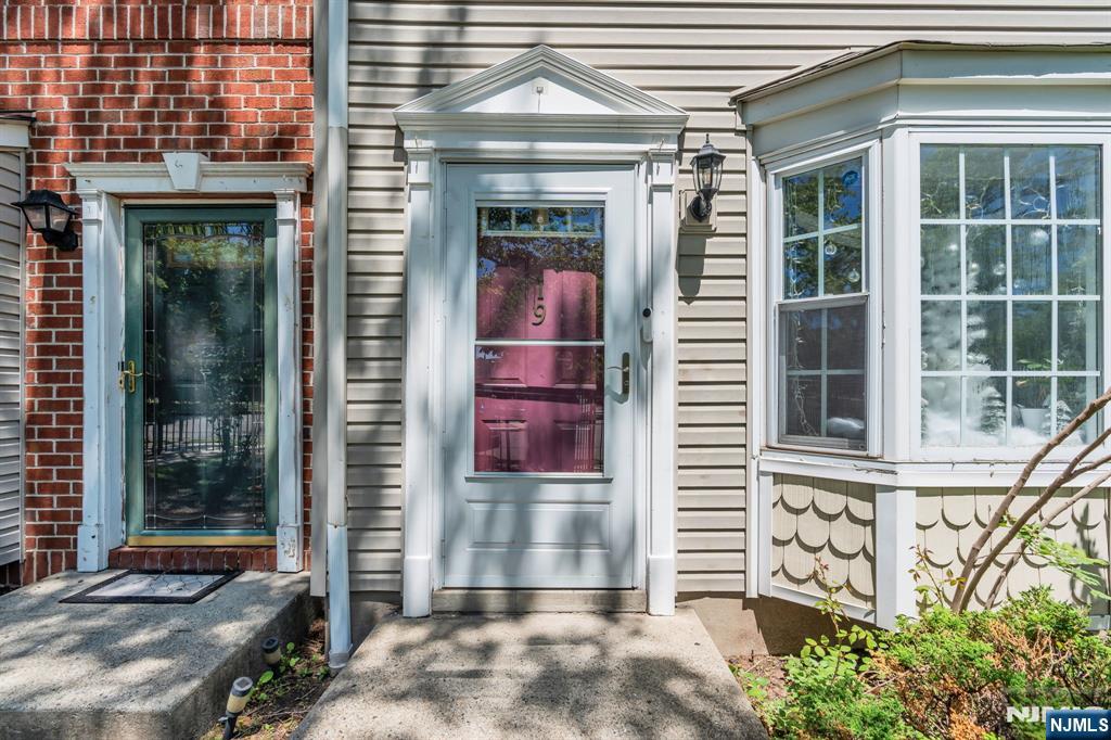19 Clarion Lane 201