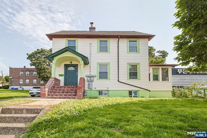 334 Broad Avenue Ridgefield NJ 07657