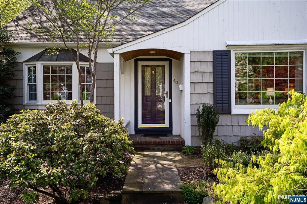 60 Oak Avenue