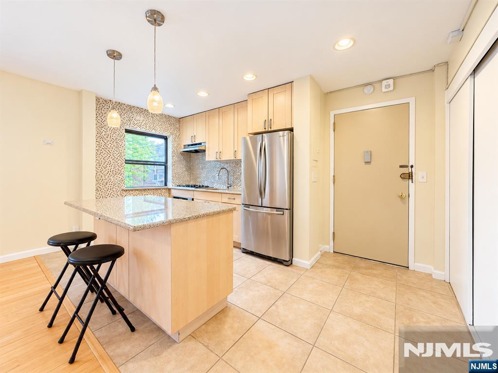 3001 Edwin Avenue 4A