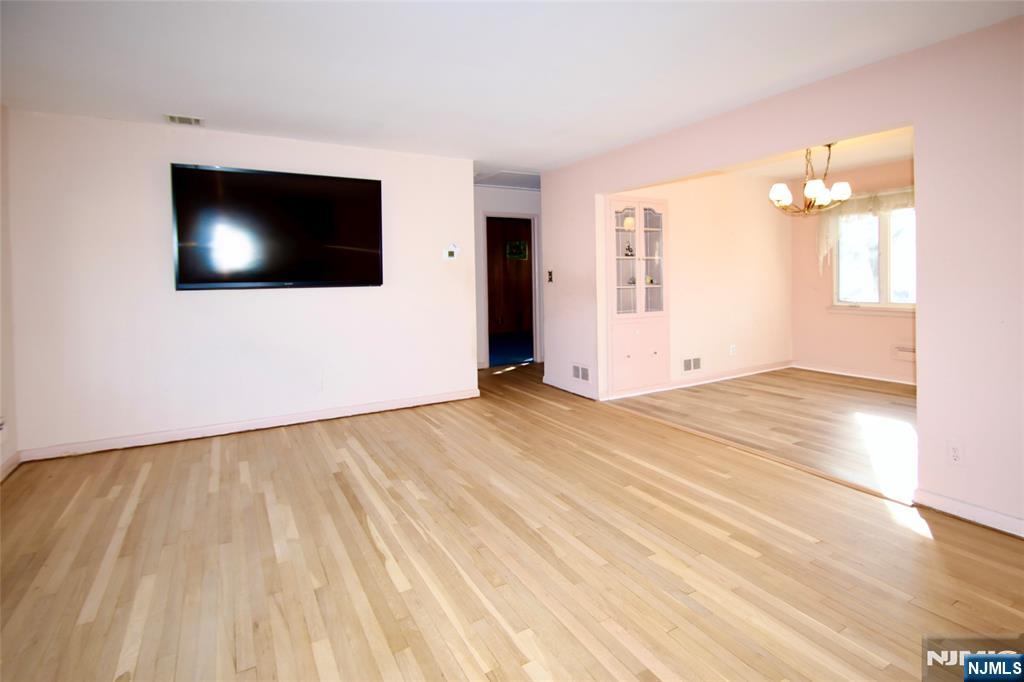 16-30 Saddle River Road