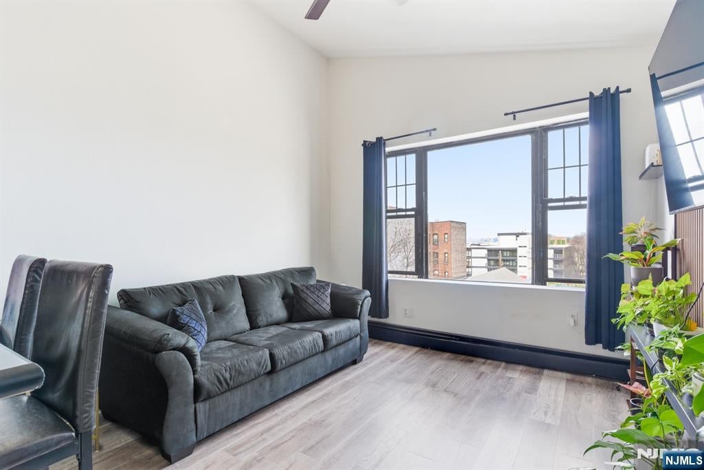 1870 John F Kennedy Boulevard 4F