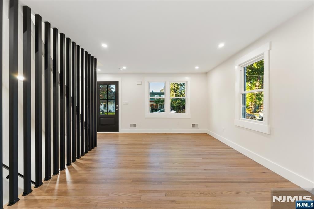 79 Forest Road