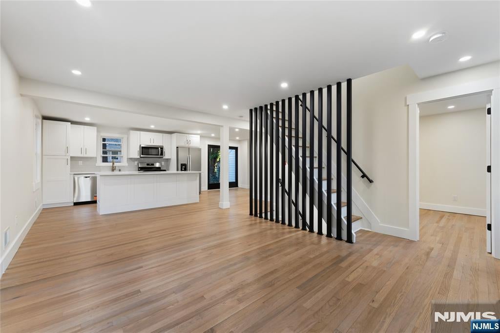 79 Forest Road