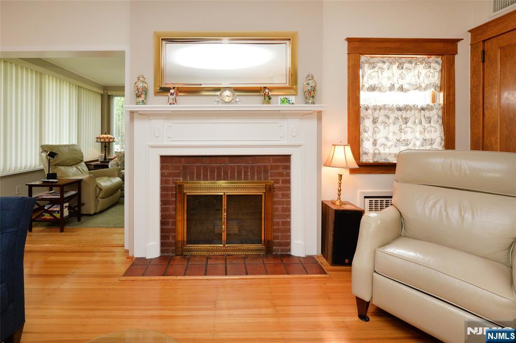 4-14 Morlot Avenue