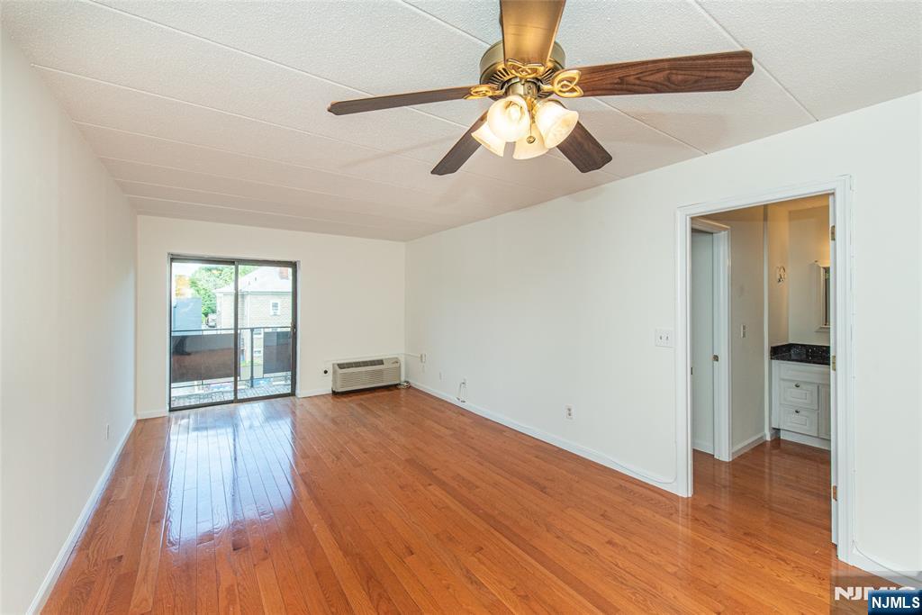 5 Linden Street 3J