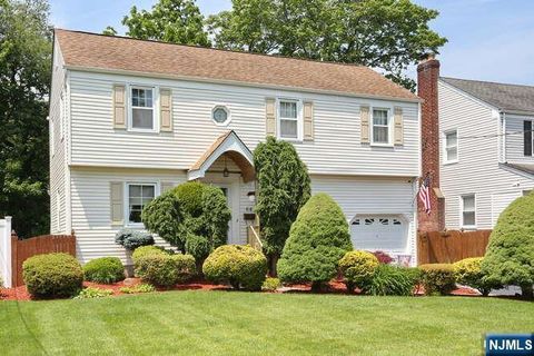 64 Lunn Avenue Bergenfield NJ 07621