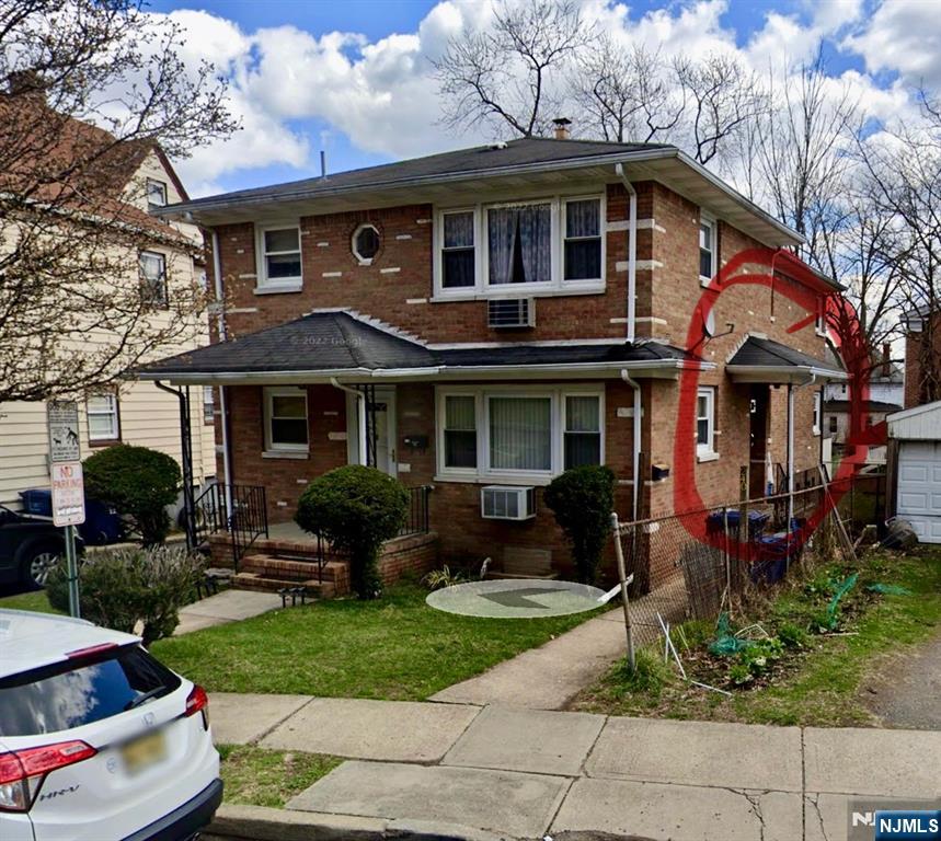 Rental Property at 240 3rd St 2nd Floor, Hackensack, New Jersey - Bedrooms: 3 
Bathrooms: 1 
Rooms: 5  - $2,900 MO.