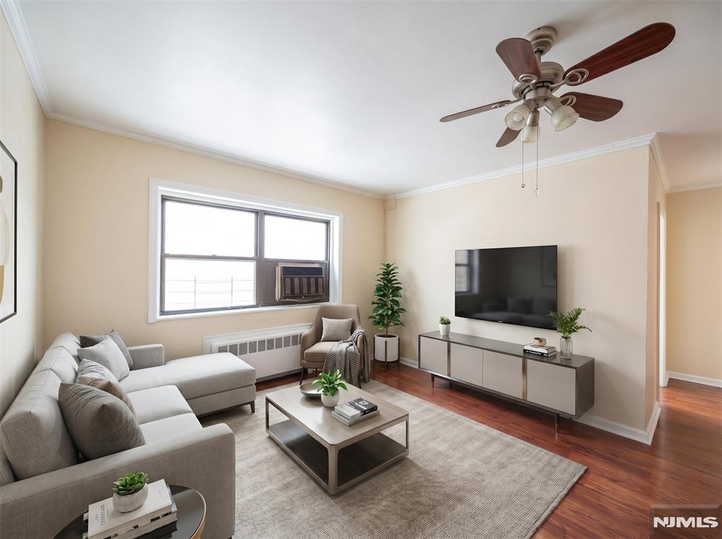 420 Fairview Avenue 1F