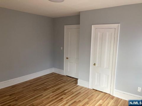 Photo of 129 Union ST, Hackensack, NJ 07601 (MLS # 26017892)