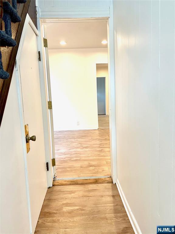 Rental Property at 53 Mission St 1, Montclair, New Jersey - Bedrooms: 3 
Bathrooms: 1 
Rooms: 7  - $3,000 MO.