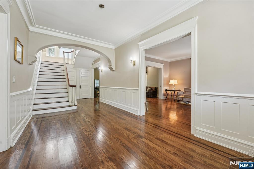 191 Hillside Avenue