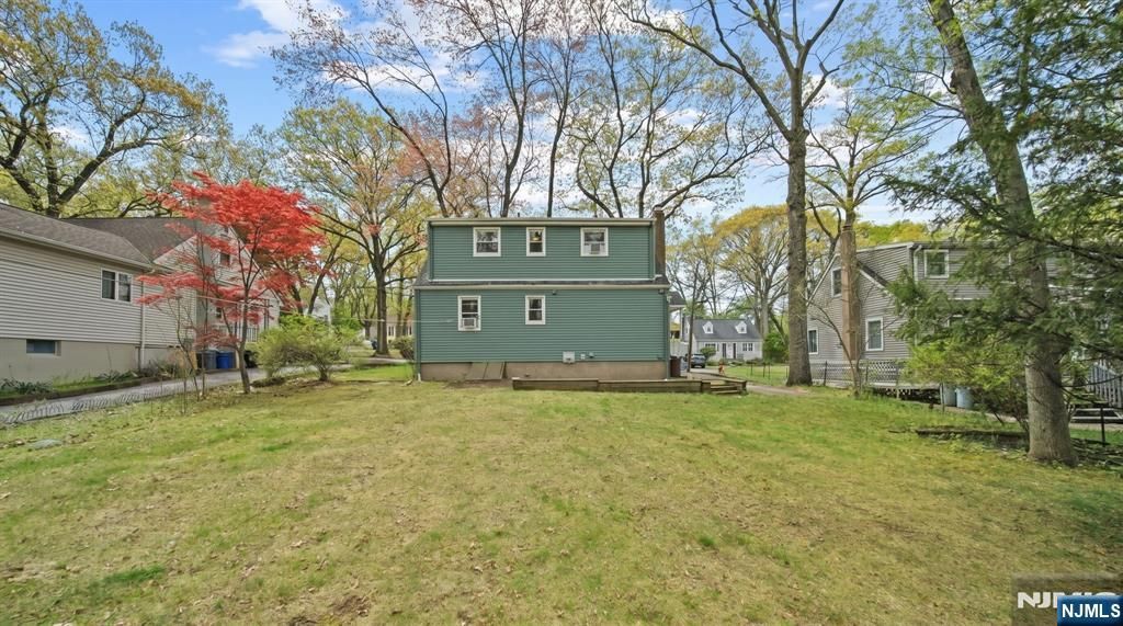 Photo of 34 Zimmer Avenue, Midland Park, NJ 07432 (MLS # 26011803)