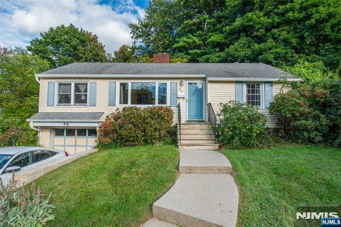 Photo of 66 Hunters Lane, Sparta, NJ 07871 (MLS # 26038583)