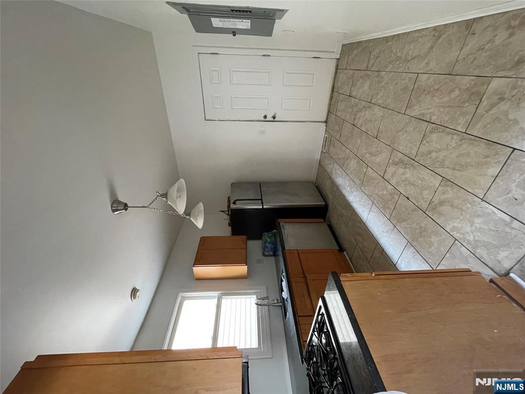 572 Christopher Street 1