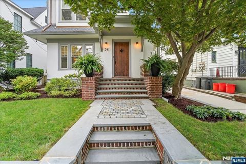 Photo of 5658 Bonn Place, Weehawken, NJ 07086 (MLS # 25034268)