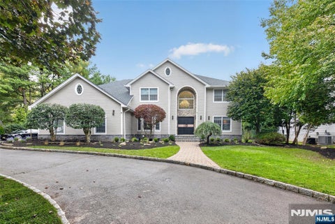 Photo of 3 Recktenwald Court, Old Tappan, NJ 07675 (MLS # 26036448)