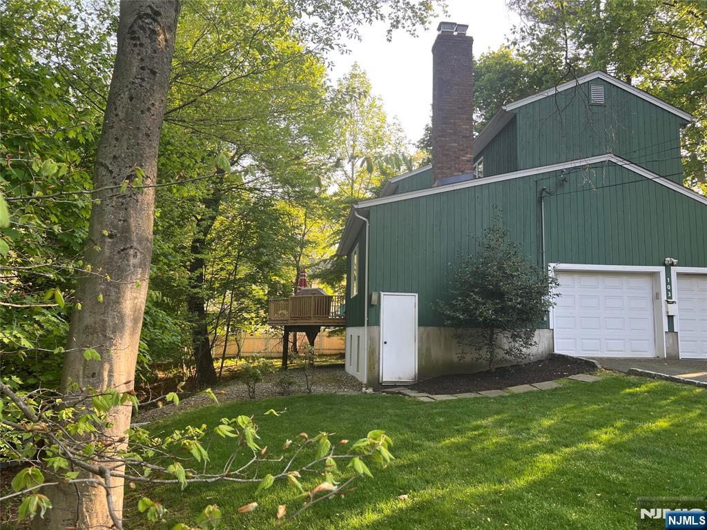 Property for Sale at 103 Northwood Avenue, Demarest, New Jersey - Bedrooms: 5 
Bathrooms: 4 
Rooms: 9  - $1,398,000
