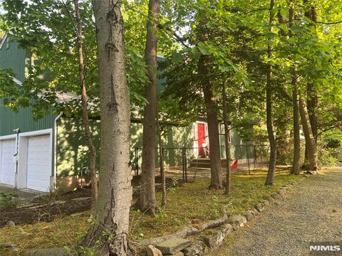 103 Northwood Avenue Demarest NJ 07627