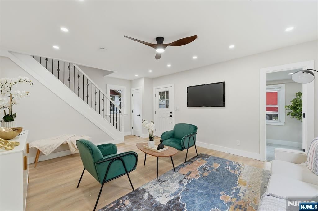 Photo of 58 Yantecaw Avenue, Bloomfield, NJ 07003 (MLS # 26017210)