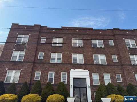Photo of 15 Morgan Pl #11, North Arlington, NJ 07031 (MLS # 26012568)