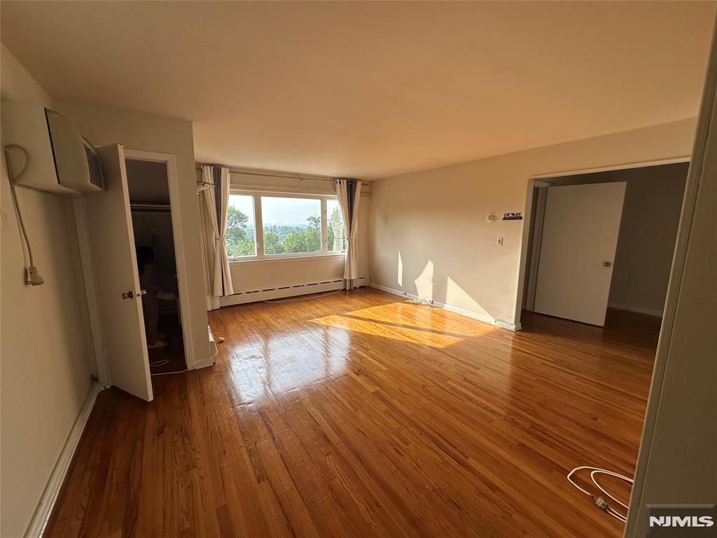 510 Studio Road 2