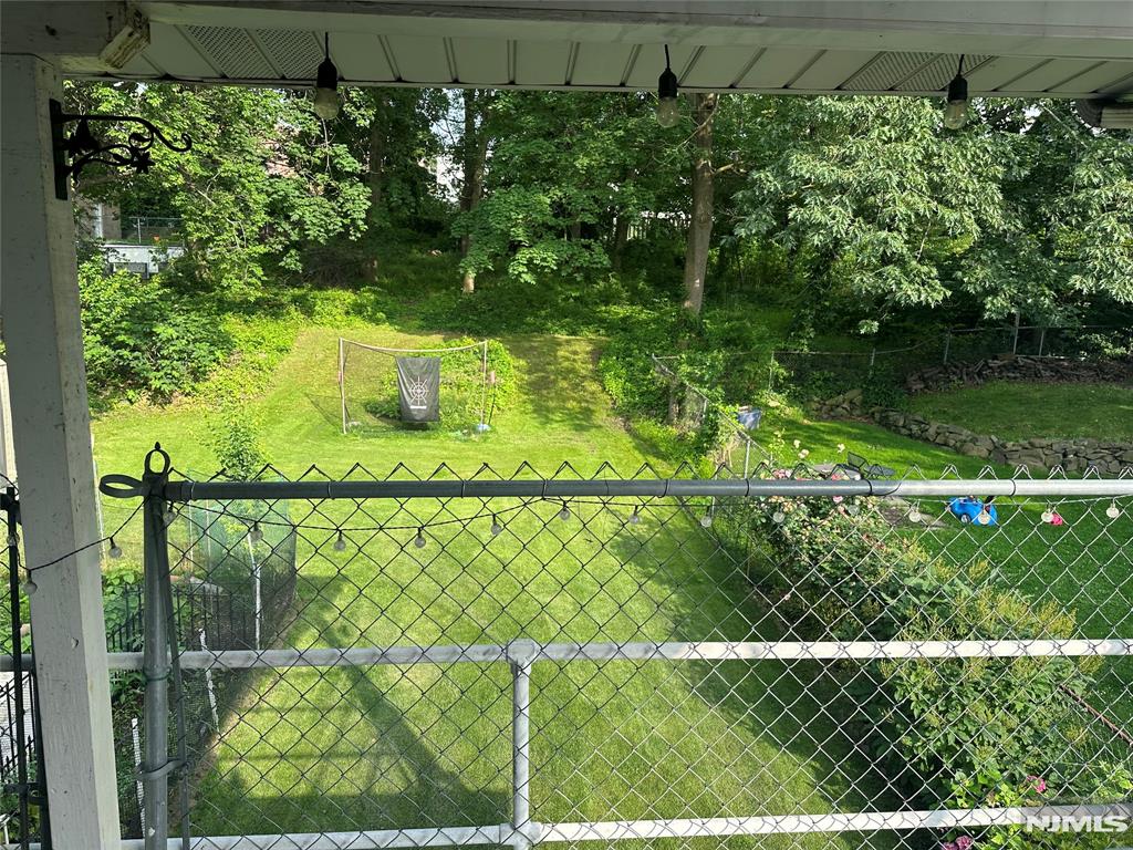 510 Studio Road 2