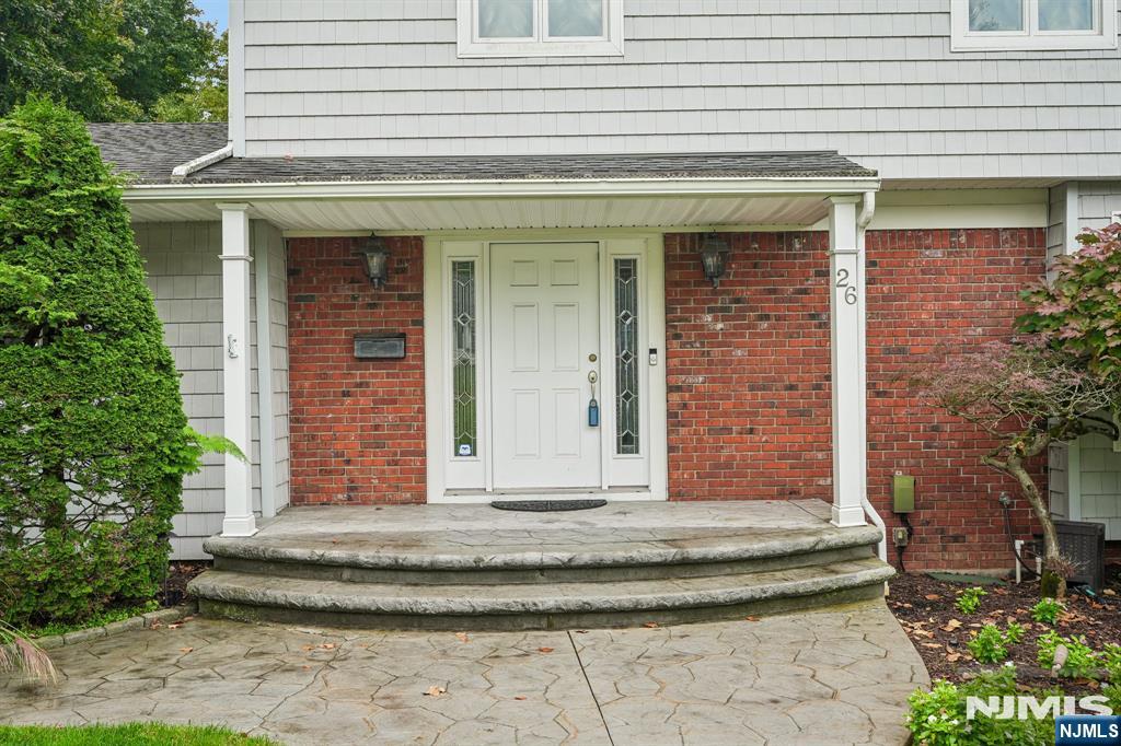 26 Almroth Drive