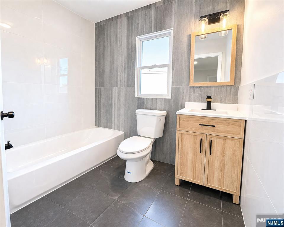 19 Stuyvesant Avenue