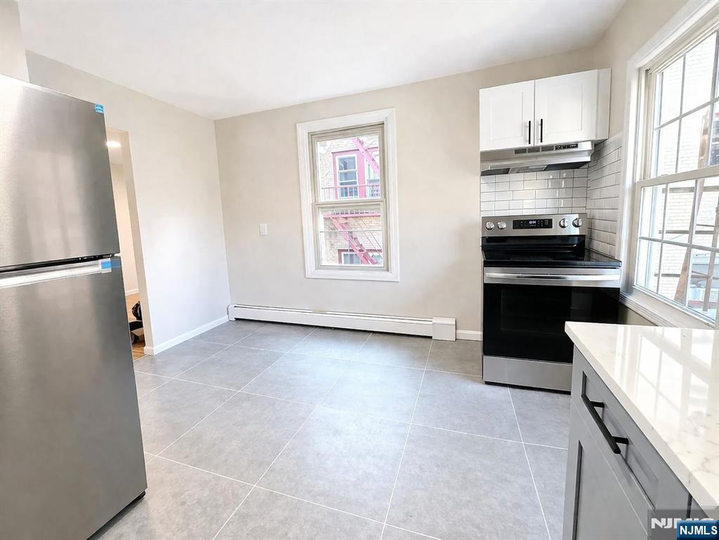 19 Stuyvesant Avenue