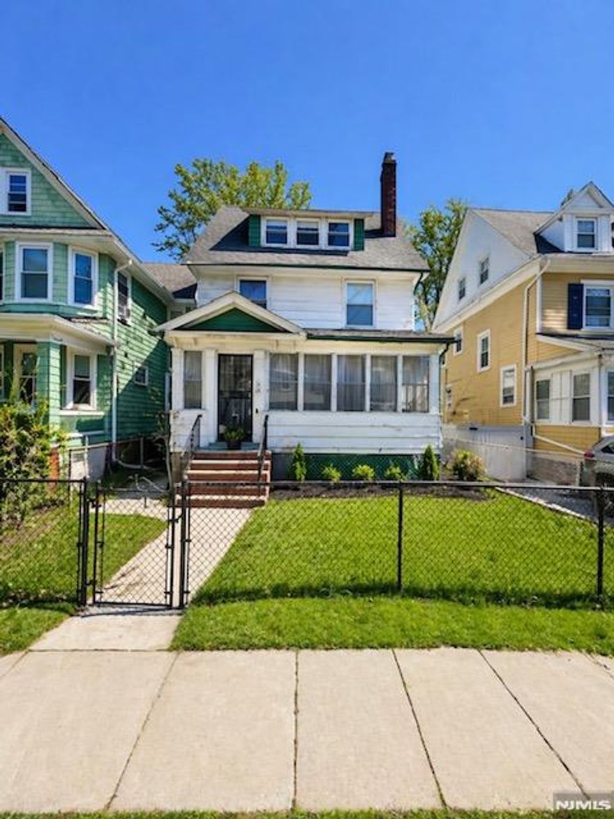 WELCOME TO 38 EMERSON ST, A WELL MAINTAINED HOME OFFERING THE PERFECT BLEND OF COMFORT AND CONVENIENCE. THIS PROPERTY FEATURES SPACIOUS LIVING ROOM WITH WOOD BURNING FIREPLACE, HARDWOOD FLOORS THROUGHOUT, OPEN FLOOR PLAN LEADS TO A FORMAL DINNING ROOM AND UPDATED KITCHEN WITH STAINLESS STEEL APPLIANCES, PANTRY AND OUTSIDE DOOR TO ENCLOSED BACKYARD. 2ND LEVEL OFFERS 3 NICE SIZE BEDROOMS WITH FULL UPDATED BATHROOM, 3RD FLOOR OFFERS LARGE PRIMARY BEDROOM WITH 5TH BEDROOM, 3RD FLOOR CAN BE PRIMARY SUITE IF YOU DESIRE. FULL UNFINISHED BASEMENT, HIGH CEILINGS, DRY, 1/2 BATH, LAUNDRY NEWER FURNACE, NEWER HOT WATER HEATER, NEWER ROOF, MAINTENANCE FREE HOME