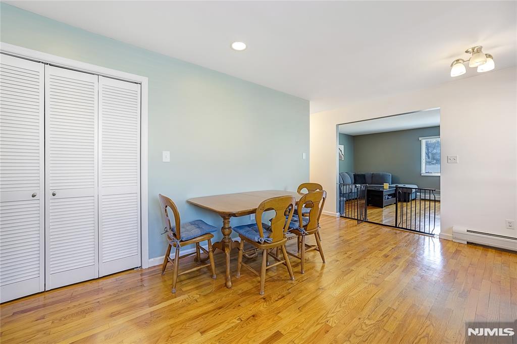 260 Garibaldi Avenue 1