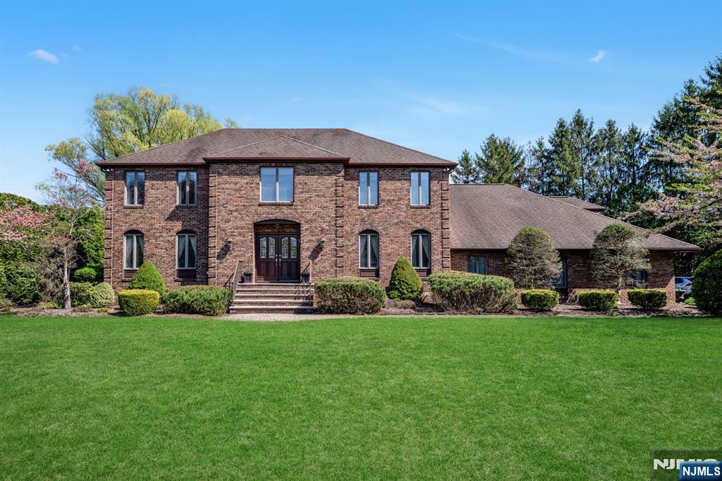 Property for Sale at 12 17th Street, Norwood, New Jersey - Bedrooms: 4 
Bathrooms: 5 
Rooms: 23  - $2,000,000