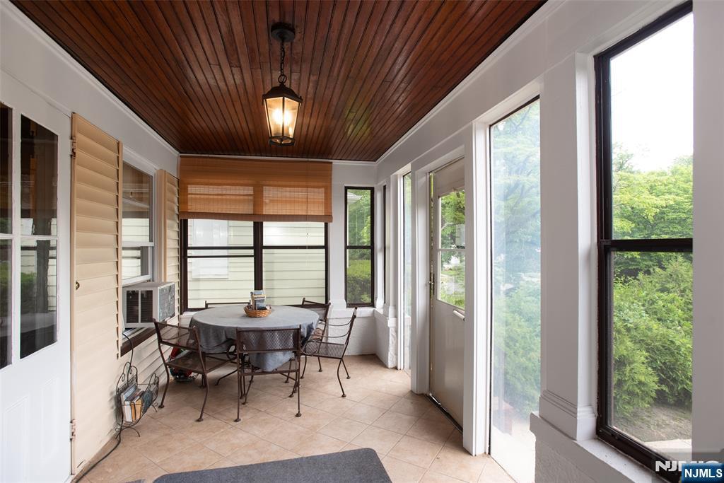 4 Claremont Place