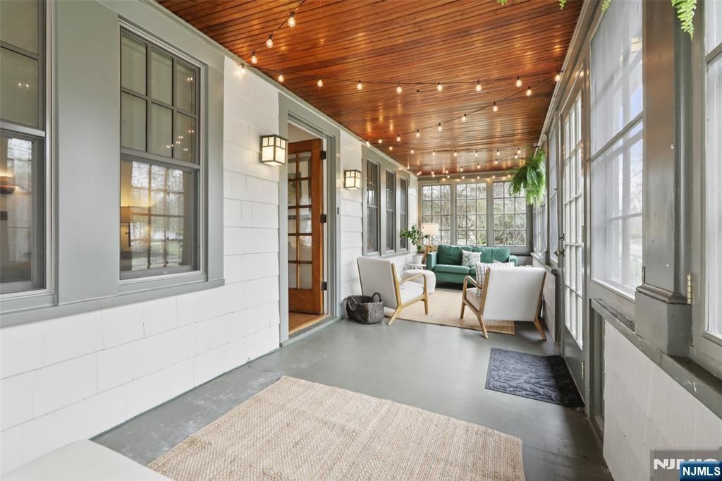 Photo of 512 Ackerman Avenue, Glen Rock, NJ 07452 (MLS # 26012476)