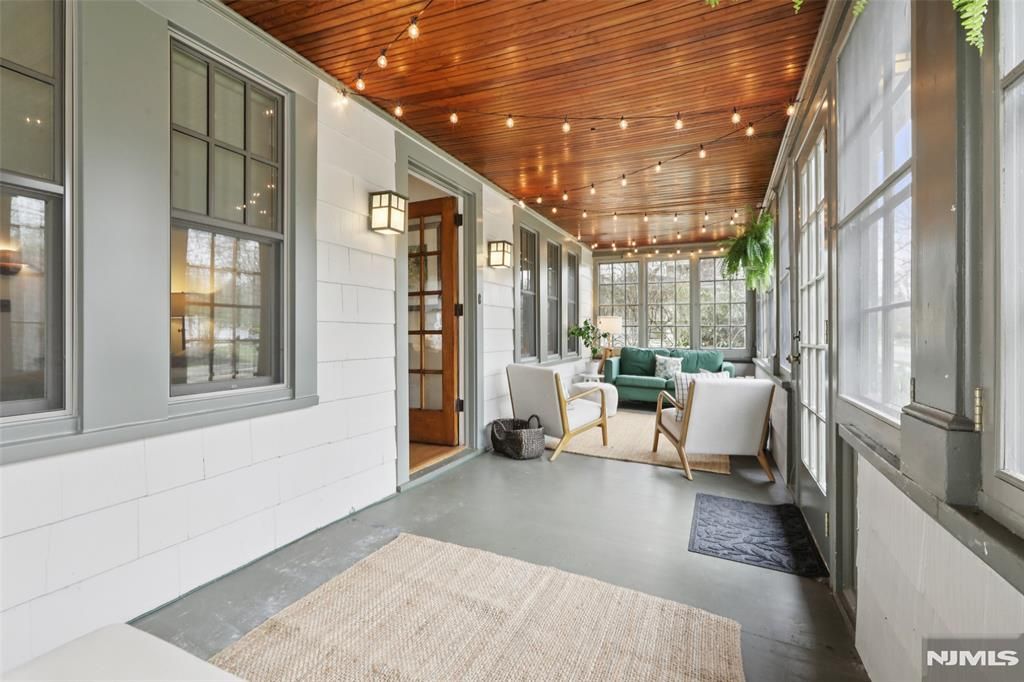 Photo of 512 Ackerman Avenue, Glen Rock, NJ 07452 (MLS # 26012476)