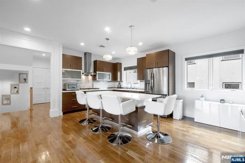 807 Edgewood Lane B Fort Lee NJ 07024