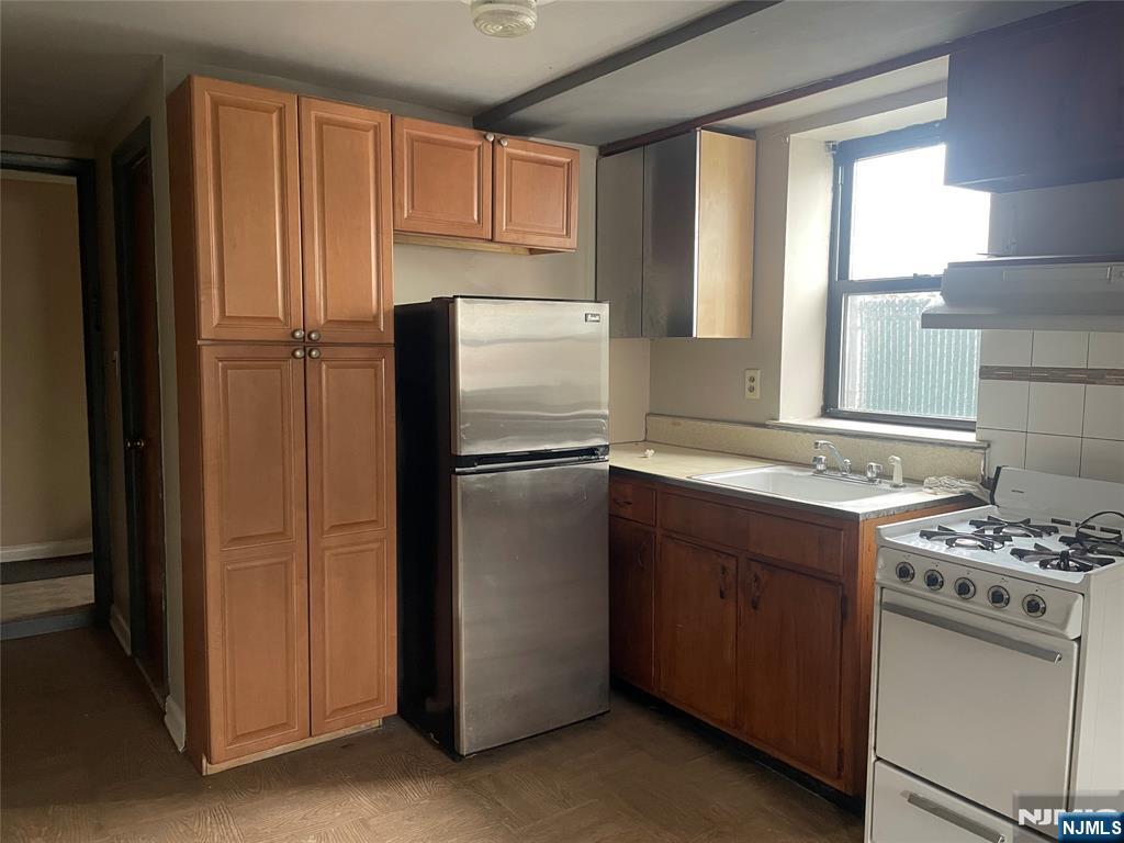 232230 Anderson 1A, Fairview, New Jersey - 1 Bedrooms  
1 Bathrooms  
3 Rooms - 