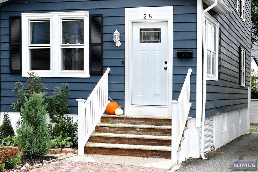 One of the most affordable homes in Glen Rock, this recently renovated colonial is located on a quiet street and very near to schools, shopping, and transportation. Enjoy all the modern upgrades including central air conditioning, floors, windows, gourmet kitchen with newer appliances, and newer bathrooms, as well as a full finished basement, with full bath, and a detached 2 car garage. Glen Rock schools rank among the highest in the State of NJ and the nearby train station makes for easy commuting to NYC.