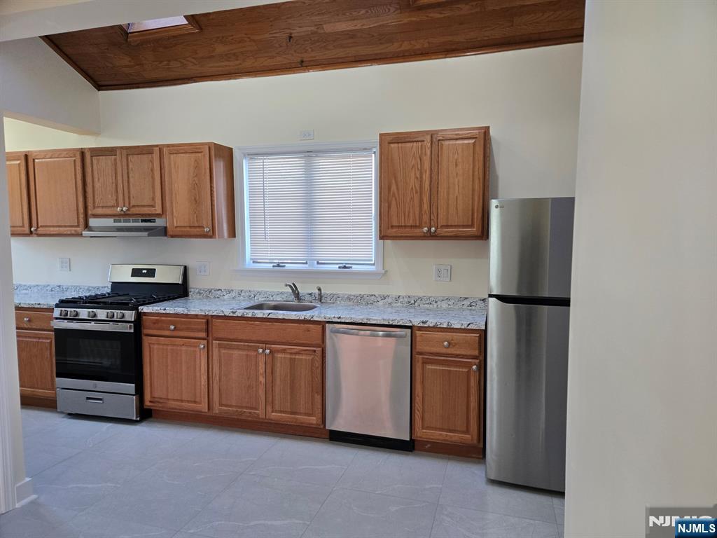 684 Edgewater Avenue 1FL