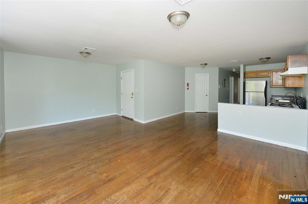 12 Amity Street 2