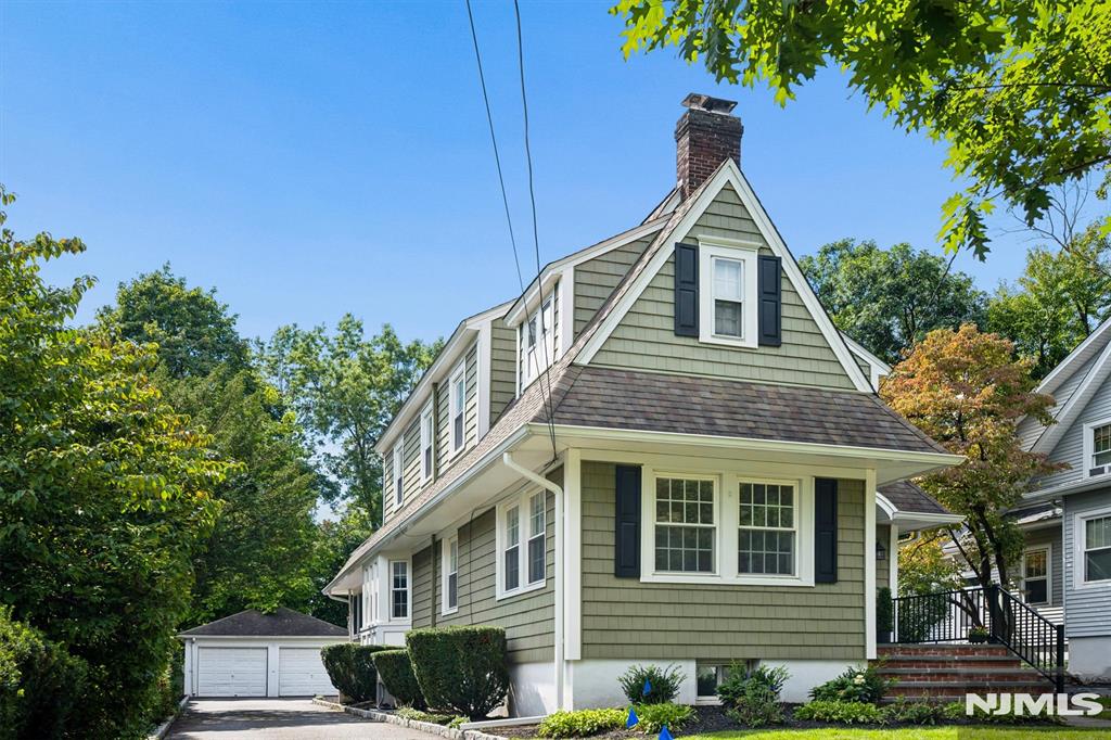 19 Fairview Avenue