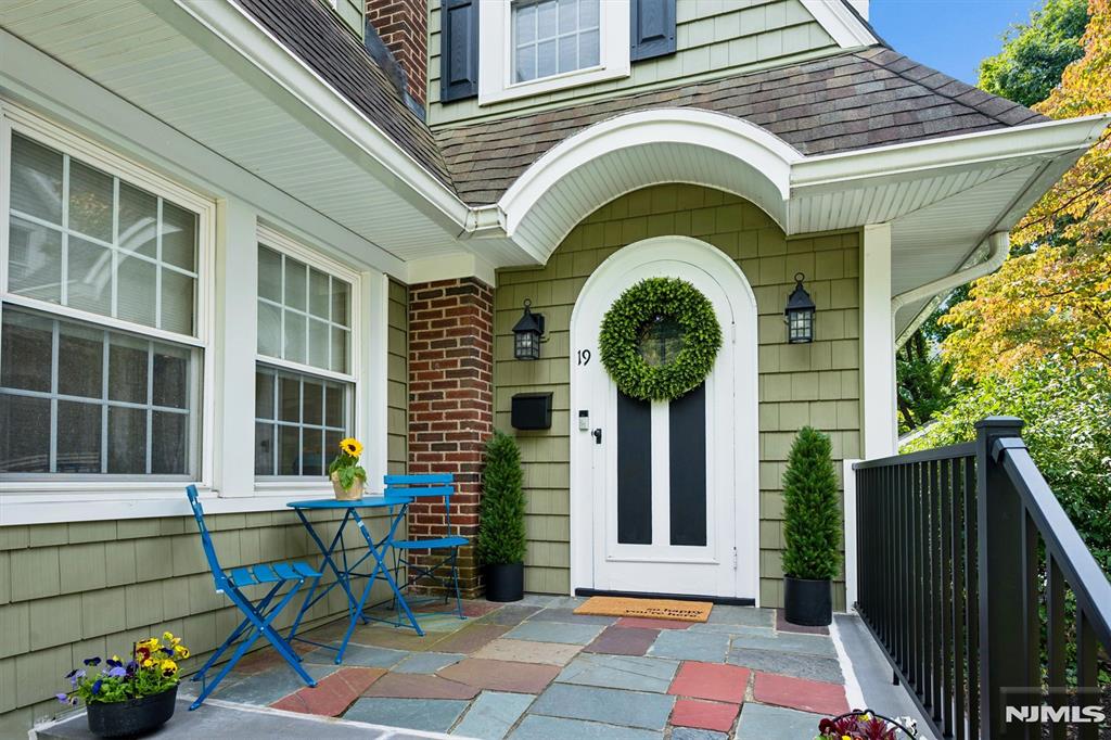 19 Fairview Avenue