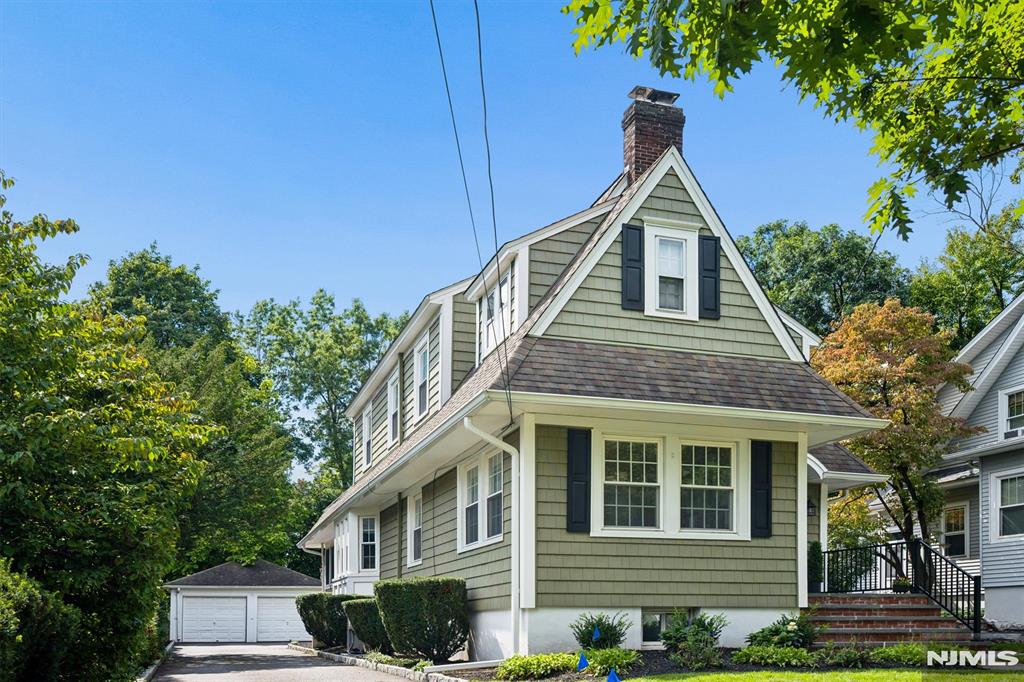 19 Fairview Avenue