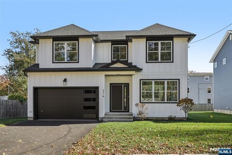 314 Lambert Northvale NJ 07647