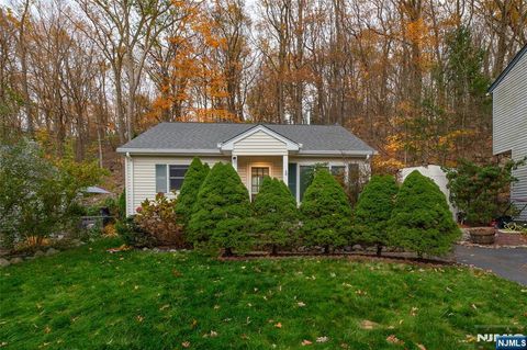 354 Skyline Lake Ringwood NJ 07456