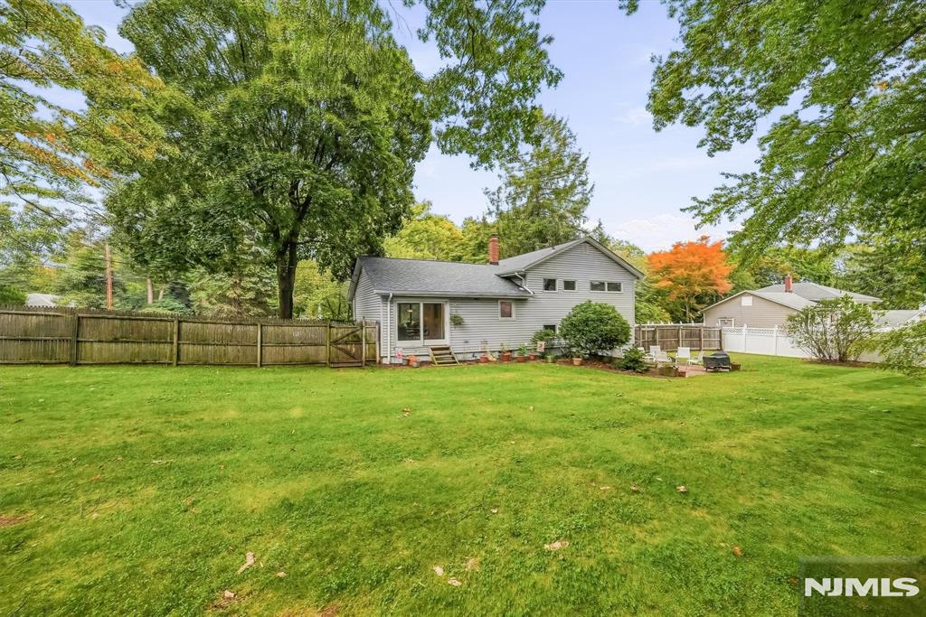 46 Standish Road