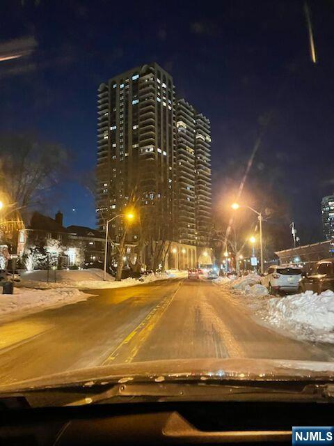 7855 Boulevard E 11E